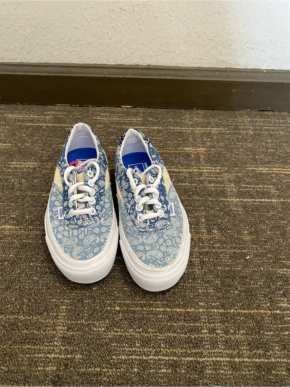 Vans Women Paisley Blue Low-Top Sneakers Size 6 Skateboard - Picture 5 of 7